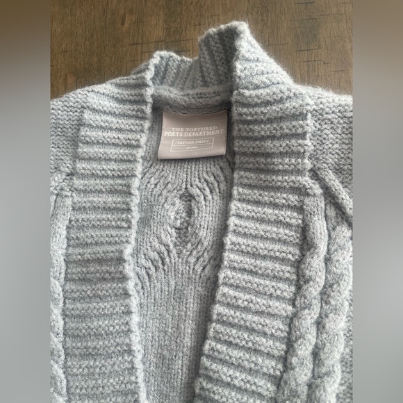 Taylor Swift Soft Gray Cable Knit Cardigan The Tortured Poets Department XS/S - Picture 6 of 9